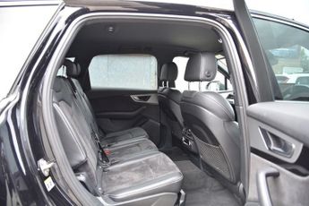 AUDI Q7 3.0 TDI V6 S line SUV 5dr Diesel Tiptronic quattro Euro 6 (s/s) 