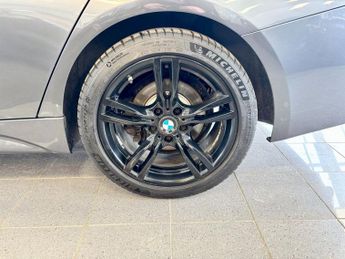 BMW 3 SERIES 2.0 320d M Sport Touring 5dr Diesel Auto xDrive Euro 5 (s/s) (18