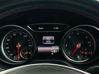 MERCEDES-BENZ CLA 2.1 CLA220d AMG Line Night Edition Coupe 4dr Diesel 7G-DCT 4MATI