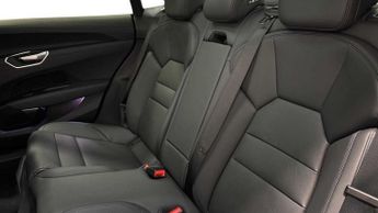 AUDI E-TRON GT 93.4kWh Saloon 4dr Electric Auto quattro (476 ps)