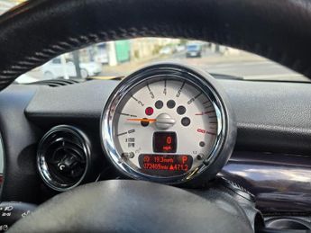 MINI CONVERTIBLE AUTOMATIC 1.6 Cooper Convertible 2dr Petrol Steptronic Euro 5 (1
