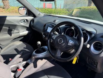 NISSAN JUKE 1.6 Acenta Premium SUV 5dr Petrol Manual Euro 5 (s/s) (117 ps)