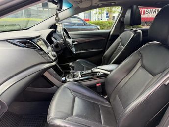 HYUNDAI I40 1.7 CRDi Premium Estate 5dr Diesel Manual Euro 5 (136 ps)
