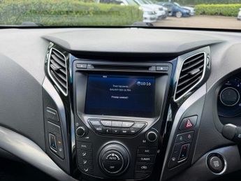HYUNDAI I40 1.7 CRDi Premium Estate 5dr Diesel Manual Euro 5 (136 ps)