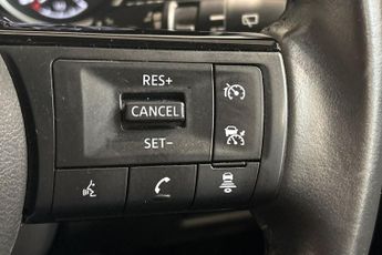 NISSAN X-TRAIL 1.5 h e-POWER Acenta Premium SUV 5dr Petrol Hybrid Auto e-4ORCE 