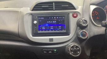 HONDA JAZZ 1.2 i-VTEC SE Hatchback 5dr Petrol Manual Euro 4 (90 ps)