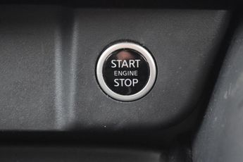 NISSAN QASHQAI 1.3 DIG-T MHEV N-Connecta SUV 5dr Petrol Hybrid Manual Euro 6 (s