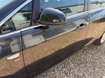 VAUXHALL ASTRA 1.6 16v SRi Hatchback 5dr Petrol Auto Euro 5 (115 ps)