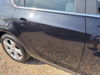 VAUXHALL ASTRA 1.6 16v SRi Hatchback 5dr Petrol Auto Euro 5 (115 ps)