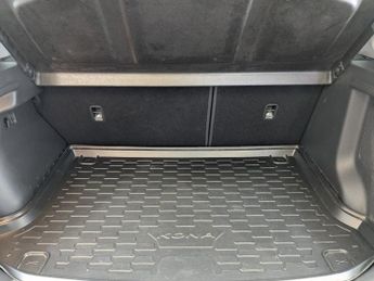 HYUNDAI KONA 64kWh Premium SE SUV 5dr Electric Auto (7kW Charger) (204 ps)