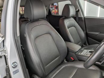 HYUNDAI KONA 64kWh Premium SE SUV 5dr Electric Auto (7kW Charger) (204 ps)