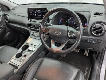 HYUNDAI KONA 64kWh Premium SE SUV 5dr Electric Auto (7kW Charger) (204 ps)