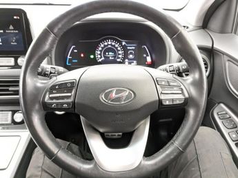 HYUNDAI KONA 64kWh Premium SE SUV 5dr Electric Auto (7kW Charger) (204 ps)
