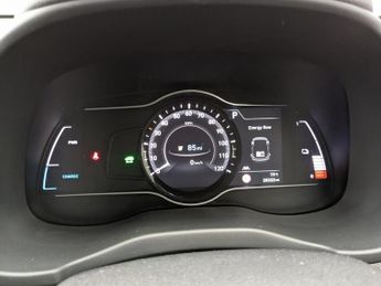 HYUNDAI KONA 64kWh Premium SE SUV 5dr Electric Auto (7kW Charger) (204 ps)