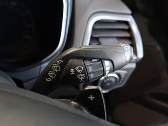 FORD MONDEO 2.0 TDCi Titanium Hatchback 5dr Diesel Powershift Euro 6 (s/s) (