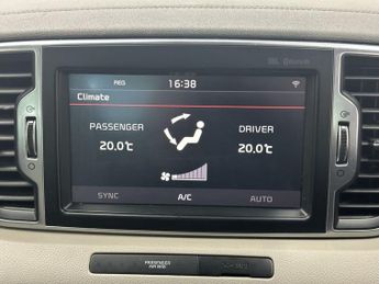 KIA SPORTAGE 2.0 CRDi First Edition SUV 5dr Diesel Auto AWD Euro 6 (182 bhp)