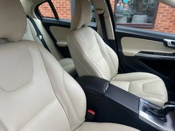 VOLVO S60 2.0 D4 SE Lux Nav Saloon 4dr Diesel Auto Euro 6 (s/s) (190 ps)