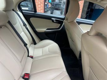 VOLVO S60 2.0 D4 SE Lux Nav Saloon 4dr Diesel Auto Euro 6 (s/s) (190 ps)