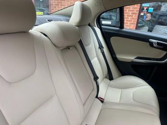 VOLVO S60 2.0 D4 SE Lux Nav Saloon 4dr Diesel Auto Euro 6 (s/s) (190 ps)