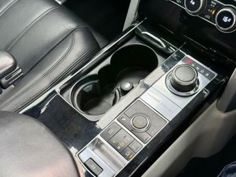 LAND ROVER RANGE ROVER 3.0 TD V6 Vogue SUV 5dr Diesel Auto 4WD Euro 5 (s/s) (258 ps)