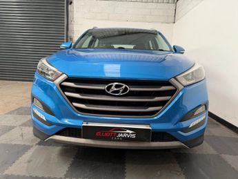 HYUNDAI TUCSON 2.0 CRDi SE Nav SUV 5dr Diesel Auto 4WD Euro 6 (136 ps)