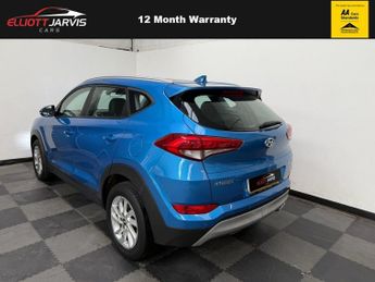 HYUNDAI TUCSON 2.0 CRDi SE Nav SUV 5dr Diesel Auto 4WD Euro 6 (136 ps)