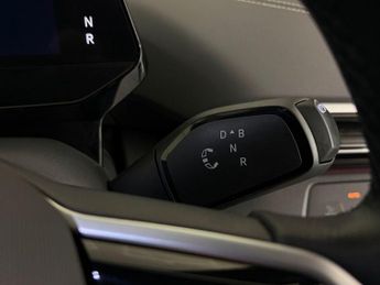 VOLKSWAGEN ID.5 Pro 77kWh Match SUV 5dr Electric Auto (286 ps)