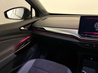 VOLKSWAGEN ID.5 Pro 77kWh Match SUV 5dr Electric Auto (286 ps)