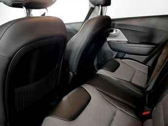 KIA NIRO 64kWh 2 SUV 5dr Electric Auto (201 bhp)