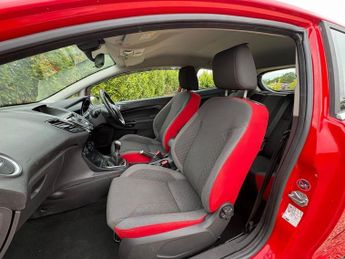 FORD FIESTA 1.0T EcoBoost Zetec Hatchback 3dr Petrol Manual Euro 5 (s/s) (10