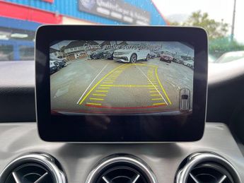 MERCEDES-BENZ GLA 1.6 GLA200 AMG Line (Premium Plus) 7G-DCT Euro 6 (s/s) 5dr