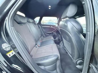 AUDI A3 1.5 TFSI CoD 35 Black Edition Sportback S Tronic Euro 6 (s/s) 5d