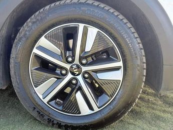 KIA NIRO 1.6 GDi 8.9kWh 3 DCT Euro 6 (s/s) 5dr