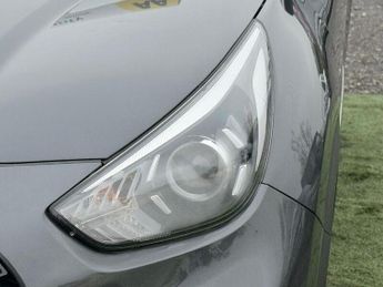 KIA NIRO 1.6 GDi 8.9kWh 3 DCT Euro 6 (s/s) 5dr