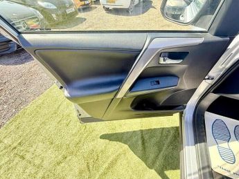 TOYOTA RAV4 2.5 VVT-h Excel CVT 4WD Euro 6 (s/s) 5dr (Safety Sense, Nav)