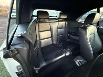 BMW 1 SERIES 2.0 120d Exclusive Edition Steptronic Euro 5 2dr