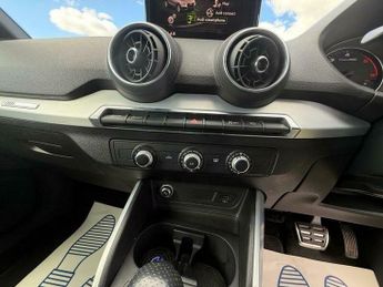 AUDI Q2 1.6 TDI 30 S line S Tronic Euro 6 (s/s) 5dr
