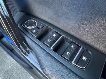 KIA CEED 1.4 T-GDi Blue Edition Hatchback 5dr Petrol DCT Euro 6 (s/s) (13