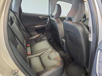 VOLVO XC60 2.0 D4 SE LUX NAV SE 2 OWNERS ULEZ/COMPLIANT VERY CLEAN EXAMPLE 