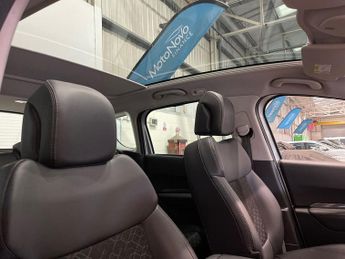 PEUGEOT 3008 1.6 e-HDi Allure SUV 5dr Diesel EGC Euro 5 (s/s) (115 ps)