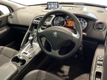 PEUGEOT 3008 1.6 e-HDi Allure SUV 5dr Diesel EGC Euro 5 (s/s) (115 ps)