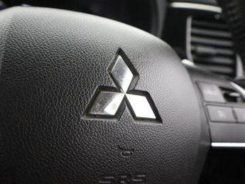 MITSUBISHI OUTLANDER 2.0 MIVEC Exceed SUV 5dr Petrol CVT 4WD Euro 6 (s/s) (150 ps)