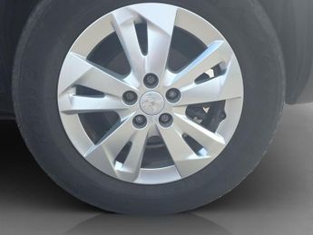 PEUGEOT RIFTER **WAV** 1.5 BlueHDi Allure Standard MPV 5dr Diesel Manual Euro 6