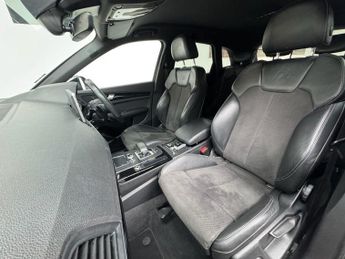AUDI Q5 2.0 TDI 40 Black Edition SUV 5dr Diesel S Tronic quattro Euro 6 