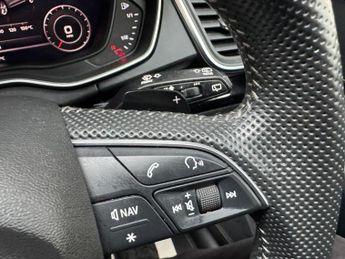 AUDI Q5 2.0 TDI 40 Black Edition SUV 5dr Diesel S Tronic quattro Euro 6 