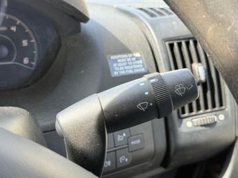 PEUGEOT BOXER 2.0 BlueHDi 335 Professional Panel Van 5dr Diesel Manual L3 H2 E