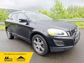 Volvo XC60 2.4 D5 SE Lux SUV 5dr Diesel Geartronic AWD Euro 5 (205 ps)