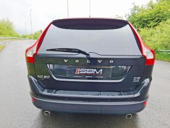 VOLVO XC60 2.4 D5 SE Lux SUV 5dr Diesel Geartronic AWD Euro 5 (205 ps)