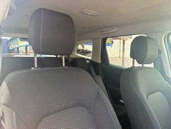 DACIA DUSTER 1.0 TCe Comfort SUV 5dr Bi Fuel Manual Euro 6 (s/s) (100 ps)