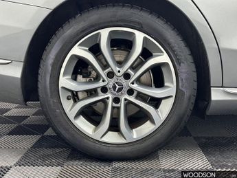 MERCEDES-BENZ C-CLASS 2.0 C200 Sport Saloon 4dr Petrol 7G-Tronic+ Euro 6 (s/s) (184 ps